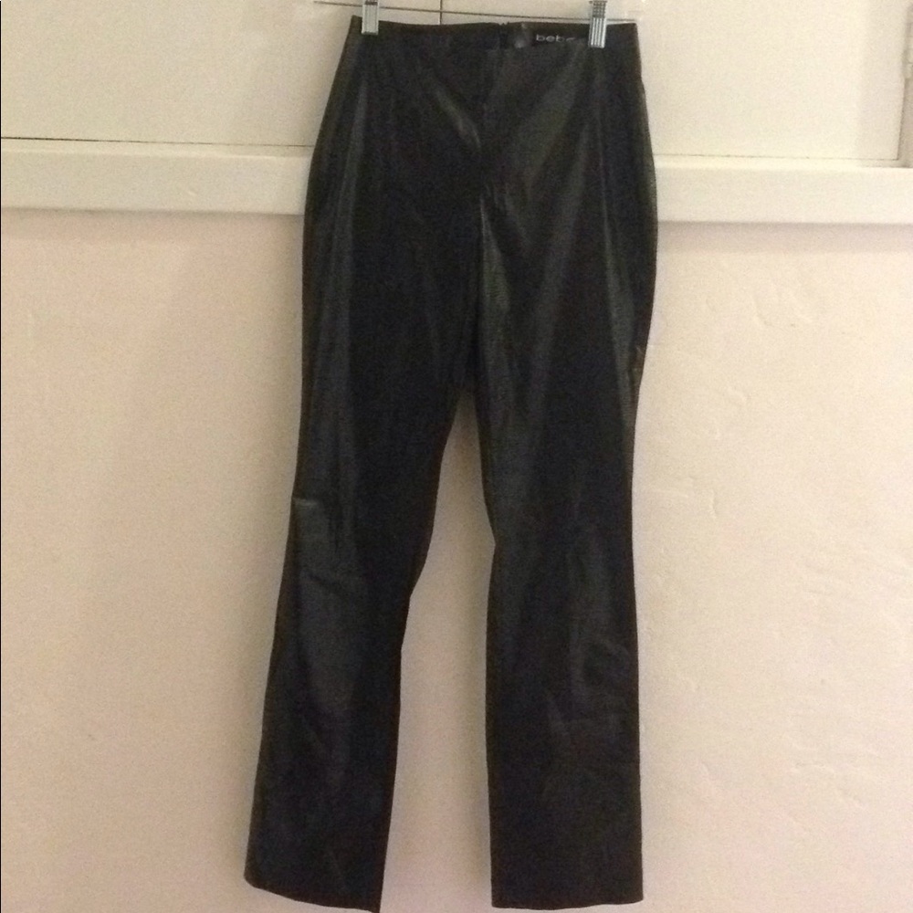 Bebe croc faux leather pant sz 0
